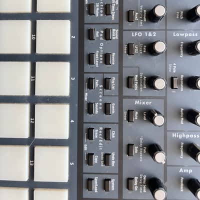 Immagine Dave Smith Instruments Tempest 6-Voice Drum Machine 2011 - 2018 - Black with Wood Sides - 4