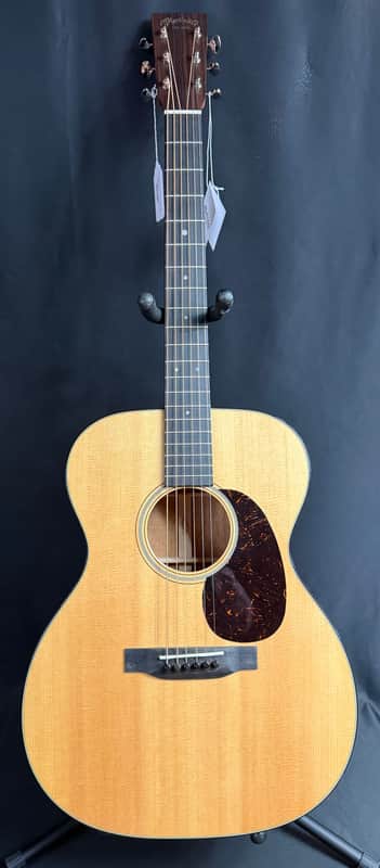 Martin 000-18 (2026) Auditorium Acoustic Guitar Gloss Natural Finish w/ Case image 1