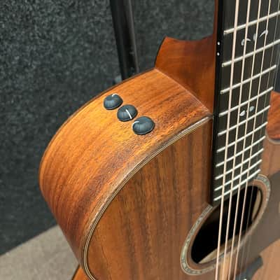 Taylor 724CE Koa Grand Auditorium Acoustic/Electric Guitar with V-Class Bracing, ES2 Pickup and Hardshell Case 2022 - Hawaiian Koa image 8