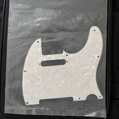 Fender Telecaster Pickguard Pearloid White 3-Ply image 1