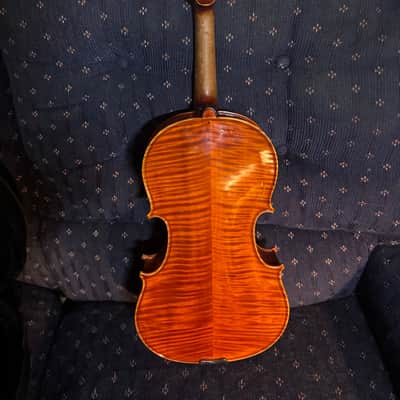 StringWorks Artist Viola 16” 2025 with Bow and Case image 3