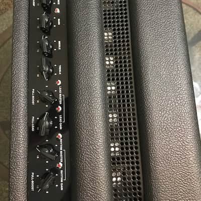 Wizard 1X12 combo amp black image 2