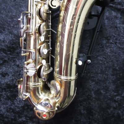 Conn 10M image 2