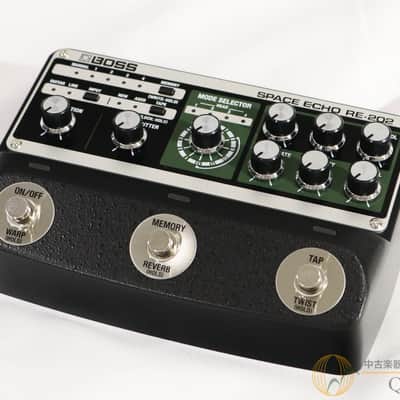 Boss RE-202 Space Echo | Reverb