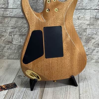 Charvel #2969431558 - Pro-Mod DK24 HH FR M Mahogany with Quilt Maple, Maple Fingerboard, Dark Amber image 6
