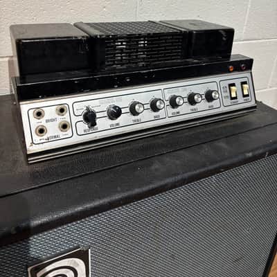 Ampeg B-15S Portaflex 25-Watt 1x15" Bass Combo 1973 - Black Vinyl image 6
