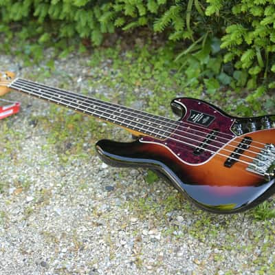 Fender Player II Modified Active Jazz Bass® V - 3-Color Sunburst image 7