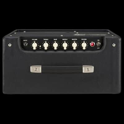 Fender Blues Junior IV 1 x 12-inch 15-watt Tube Combo Amp - Black image 3