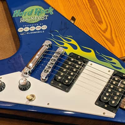 Gibson 1999 Flying V98 Hard Rock Limited 1 of 25 Blue Guitar w/OHSC & Shirt, RARE, EXC Condition! image 5