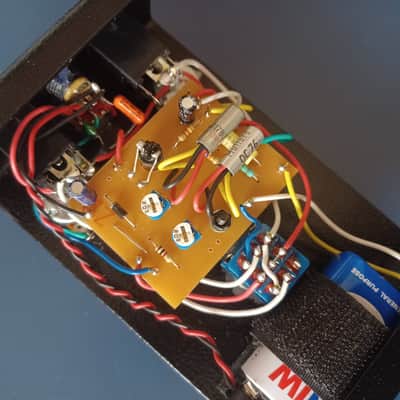 Plan-9 Analog Effects 66 Bender - oc76 - Italian Vox Tone Bender replica image 5