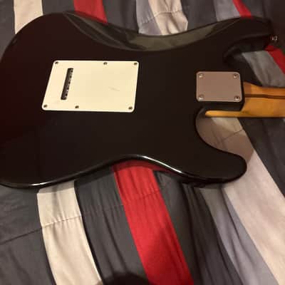 Fender "Squier Series" Standard Stratocaster Left-Handed with Rosewood Fretboard 1992 - 1996 - Black image 3
