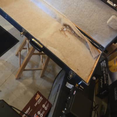 used Hardshell Case by Gibson (sold as is) image 2