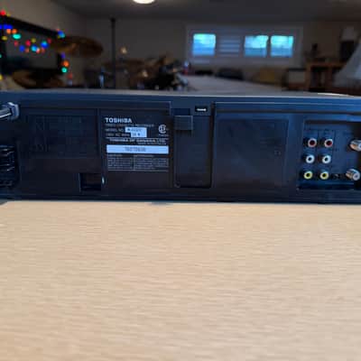 Toshiba W-522 4 Head Hi-Fi VCR VHS Player Recorder W/Remote Tested Working image 8