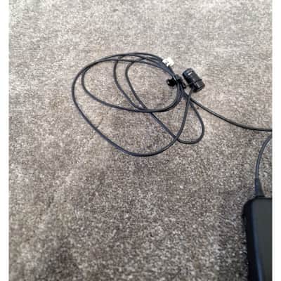 Shure ULPX4 Radio 829-865mhz + belt Pack - Microphone System - Excellent w/ Power supply image 12