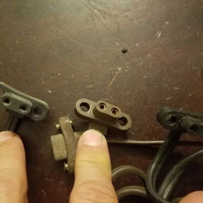 One (1) Phalo Viking Electric Disconnect Plug Power Cord Cable Non-polarized Rounded Rectangle 1958 image 1