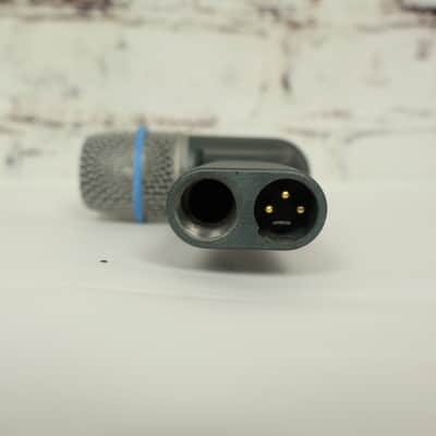 Shure Beta 56A Dynamic Supercardioid Microphone W/ Carrying Bag image 4