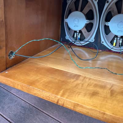 Rotary Connection Solid Maple 2 6x9 guitar 2 speaker cabinet/side table/music sheet holder on legs! 2 vintage 6x9 speakers. Open or closed back optional. 16 ohms. Vintage colonial style. Switchcraft jack. 2026 - Maple Wood image 14