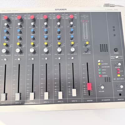 Studer A779 Mischpult - Silber image 3