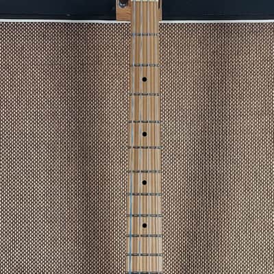 Fender Precision Bass Special 1982 Low Action No Fret Wear (328) image 4