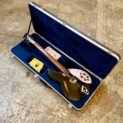 Rickenbacker 330 guitar 2001 - Jetglo original vintage USA image 2