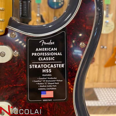 Fender American Professional Classic Stratocaster HSS, Maple Fingerboard, Faded Black image 8
