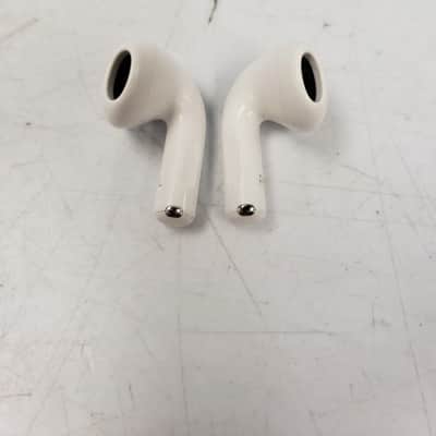 Apple Airpods 4th Gen A3058 image 3