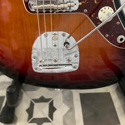 Fender American Professional Jazzmaster with Rosewood Fretboard 2017 - 2019 - 3-Color Sunburst image 3