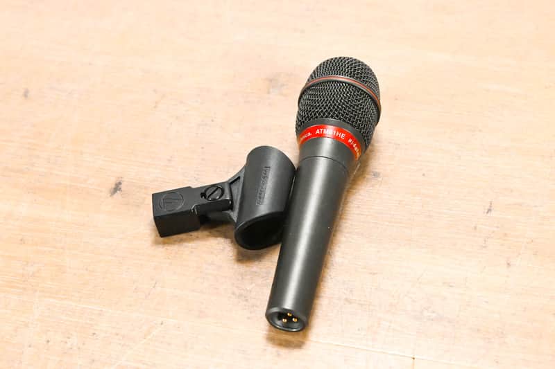 Audio-Technica Audio-Technica ATM61HE Hypercardioid Dynamic Handheld Microphone
