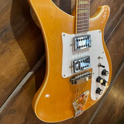 1975 Rickenbacker 481 'Slant Fret', Mapleglo image 3