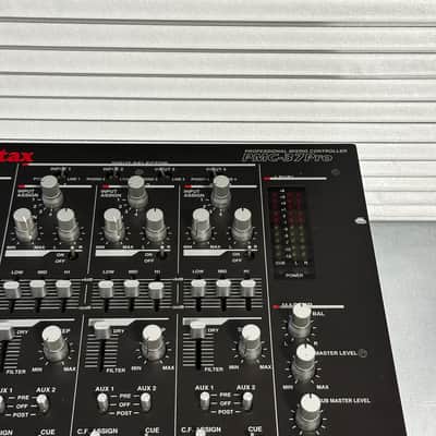 Vestax PMC-37Pro Professional Mixing Controller 2002 image 7