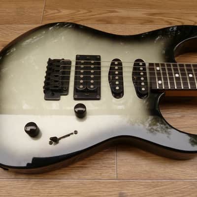 Grover Jackson Dinky MyG.1 MIJ 1999 Silverburst image 2