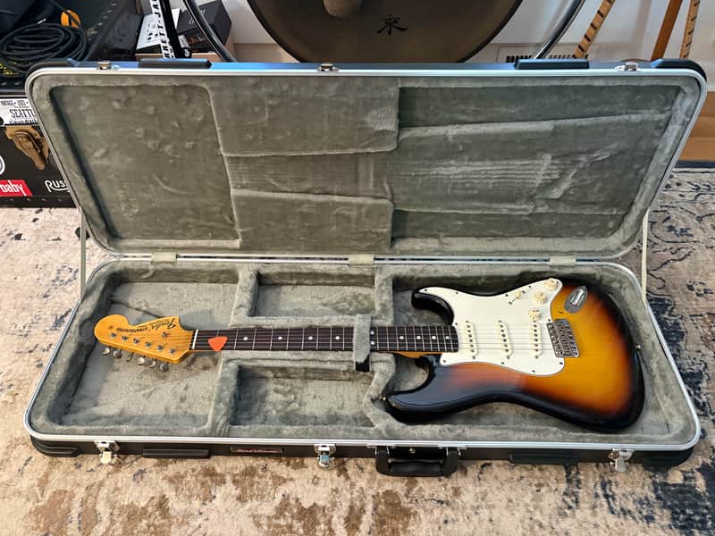 Road Runner ABS Molded Deluxe Hardshell Case for Stratocaster/Telecaster (Very-Good-Condition) image 1