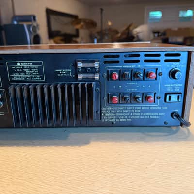 Vintage Woodgrain & Silver Sanyo DCX 1970K Receiver Fresh Service Near MINT RARE image 12