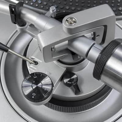 Technics SL-1200GR Direct Drive Turntable in Excellent Condition image 9