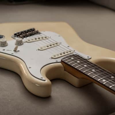 Fender Stratocaster 1984 JV/MIJ Vintage White image 2