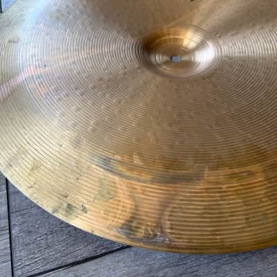 Zildjian Avedis 18" ZHT China 1290 Grams image 2