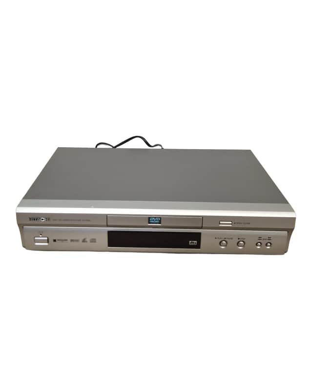 Hitachi DV-P305E - Media Player - Excellent w/ Original Box