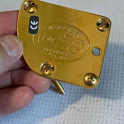 2004 Era Fender USA Deluxe 50th Anniversary Stratocaster Guitar Gold Neckplate & Screws for Contoured Heel image 2