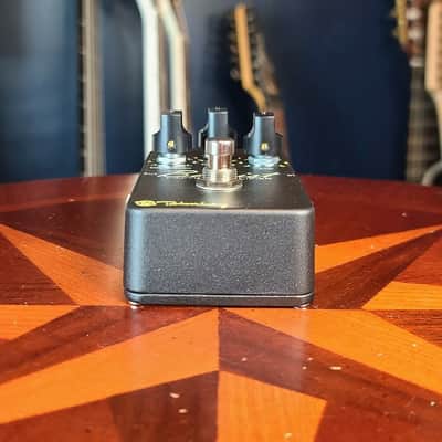 Keeley Bassist Limiting Amplifier Bass Compressor Pedal image 6