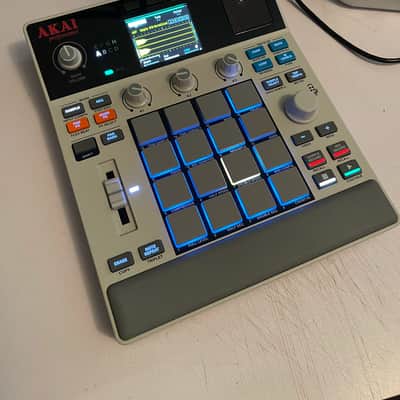 Akai MPC Sample 2025 - present - Gray image 3