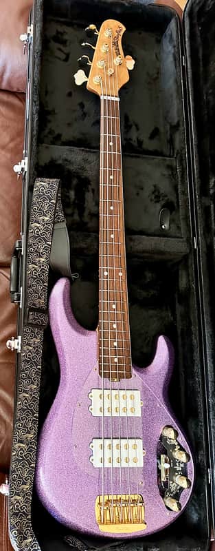 Music Man Stingray 5