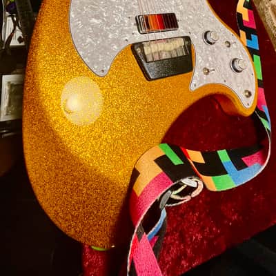 Ovation Breadwinner 1970s - Gold Sparkle Customized Refinished - So Cool image 2