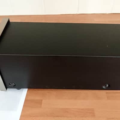 TRIO (KENWOOD) KF-6011 Solid State Audio Denoiser - In the original box image 11