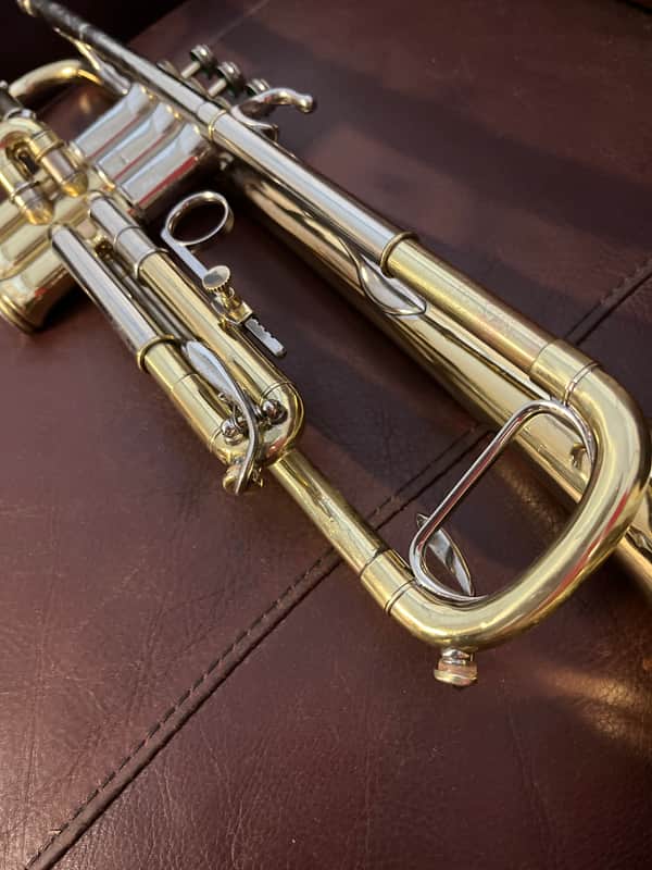Buescher True Tone “The 400” Bb Trumpet (Model 225)(Professional