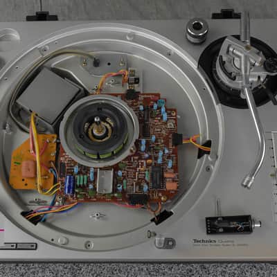 Technics SL-1200MK2-A Silver Direct Drive DJ Turntable in Good condition image 4
