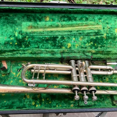 1922 Buescher True Tone Trumpet — Nickel/Silver w/ Engraved Bell — Original Case & Mouthpiece — Freshly Serviced image 16