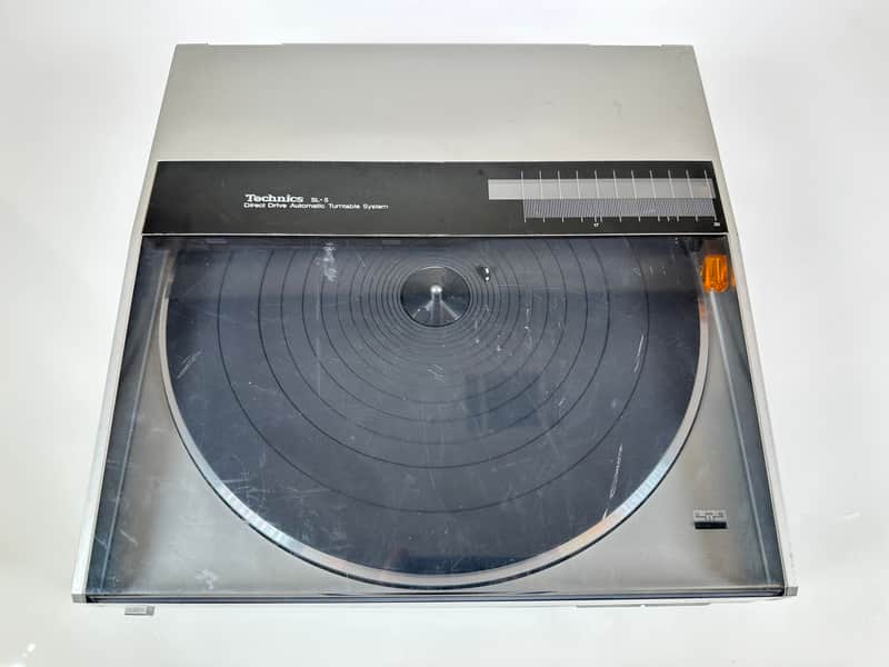 Technics Direct Drive Automatic Linear Tracking Turntable SL-5 image 1