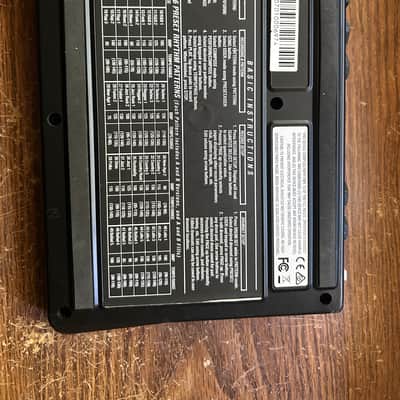 Alesis SR-16 Drum Machine 2010s - Black image 2