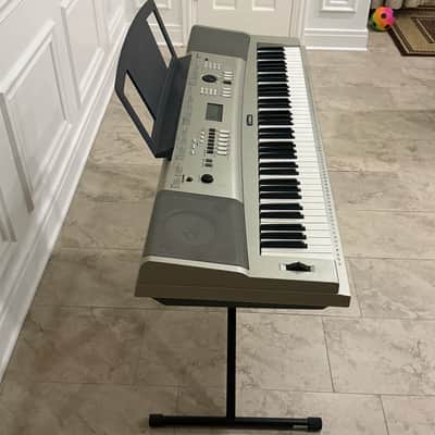Yamaha YPG235 Portable Grand Piano 2010s - Silver