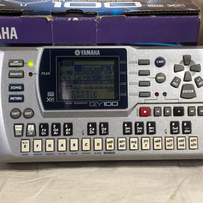 YAMAHA QY100 16-Track Portable MIDI Music Sequencer w/box New internal battery image 2